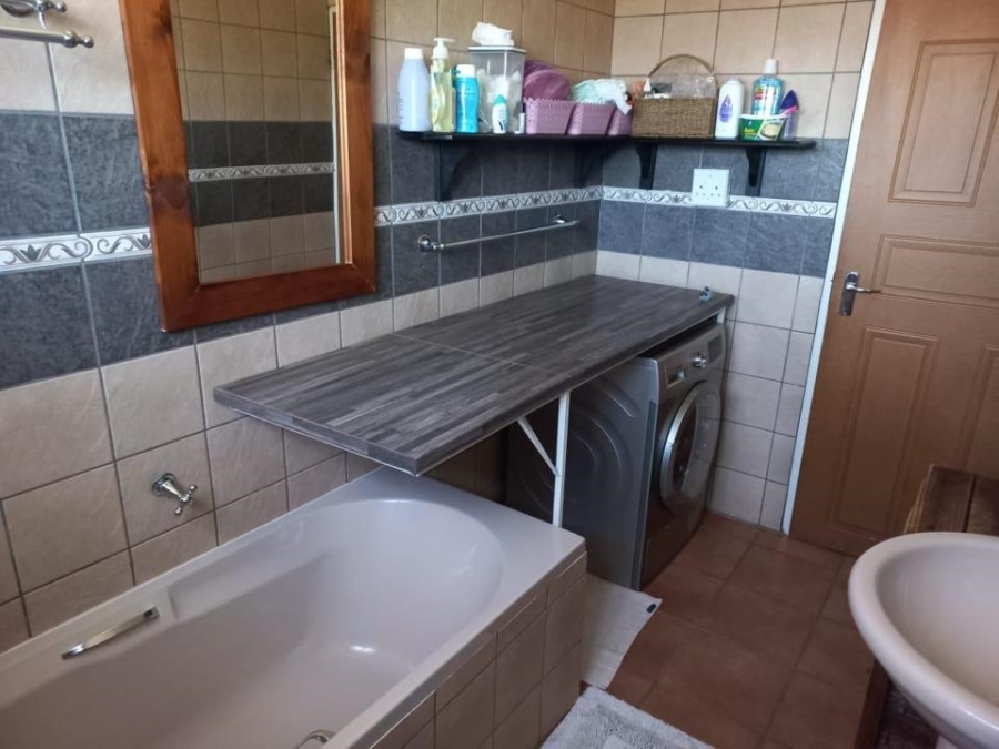 3 Bedroom Property for Sale in Keidebees Northern Cape